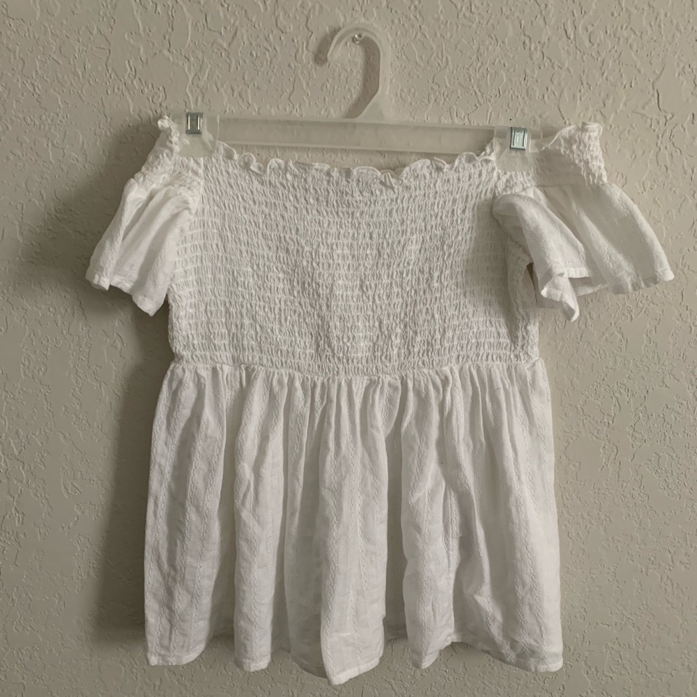 AEO off the shoulder short bell sleeve top